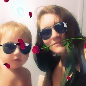 Meet your Posher, Lydia